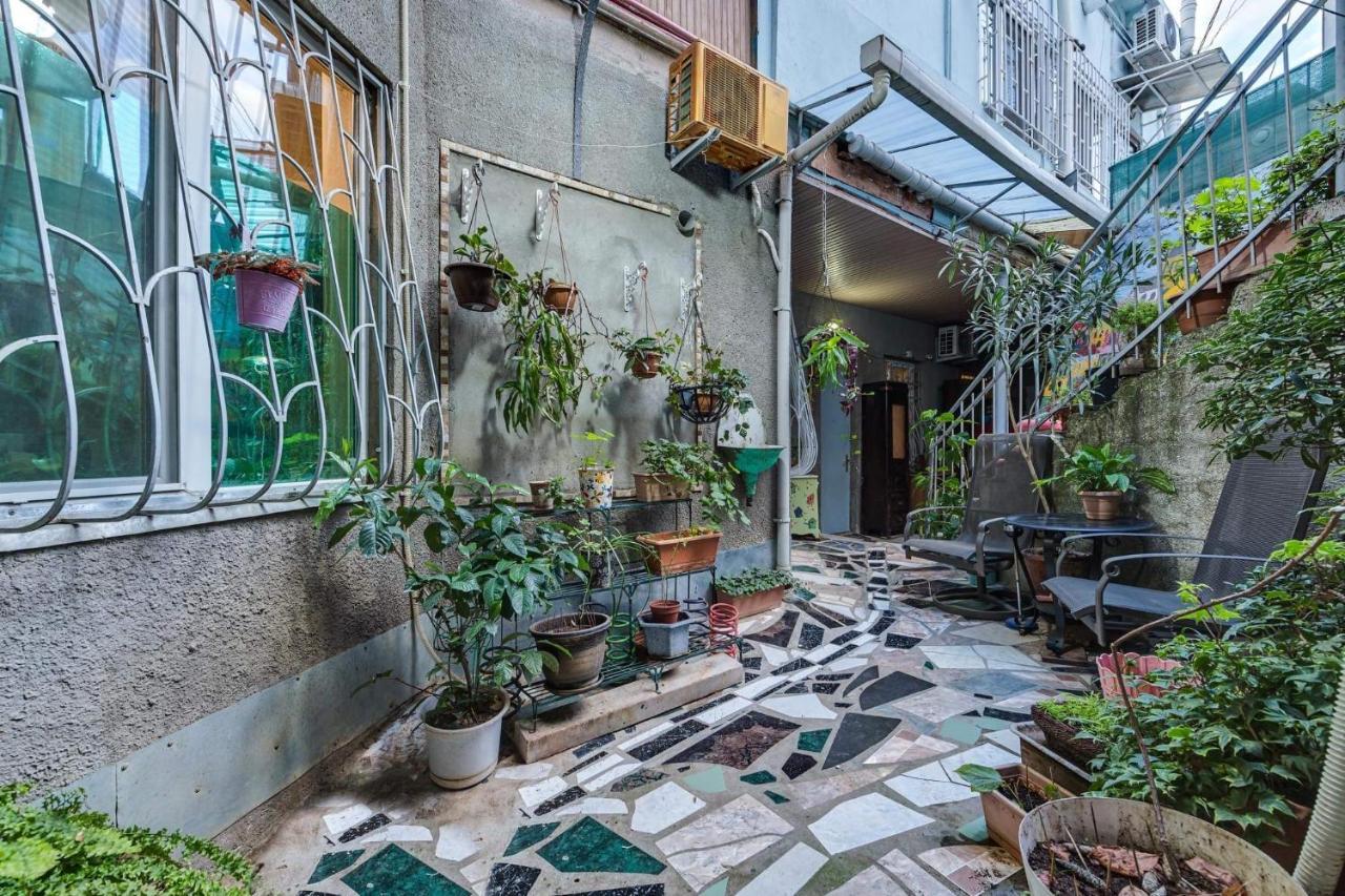 House 52 Boutique Hotel Tbilisi Exteriör bild