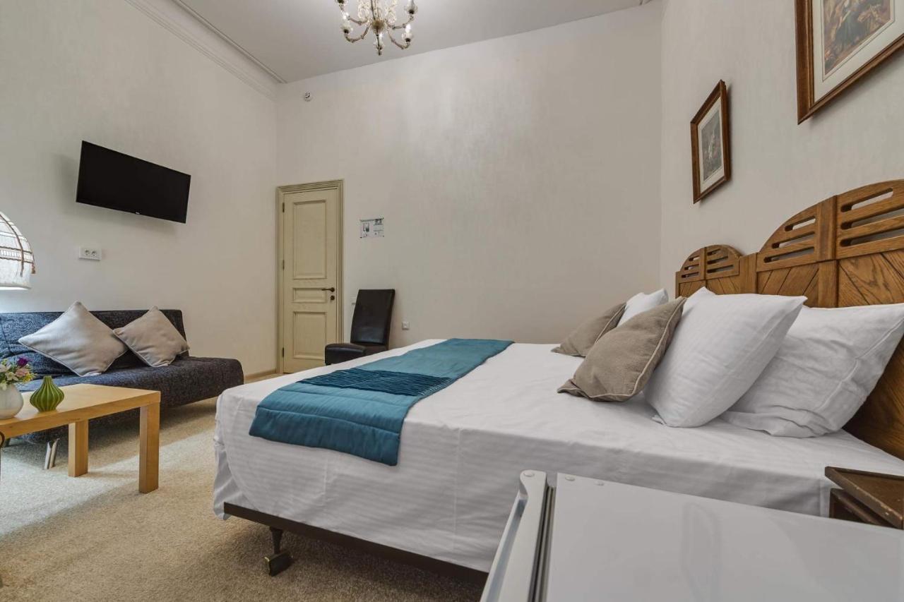 House 52 Boutique Hotel Tbilisi Exteriör bild